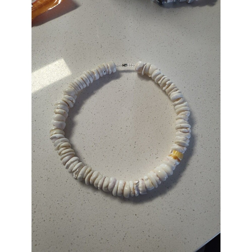 Puka Shell Necklace Mostly White 20" long, screw clasp, large shells 1" Wide